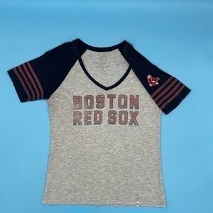 47 Brand MLB Boston Red Sox Embroidered V-Neck T-Shirt